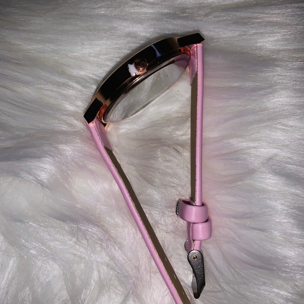 NEW Pink PU Leather Quartz Watch - Picture 5 of 6
